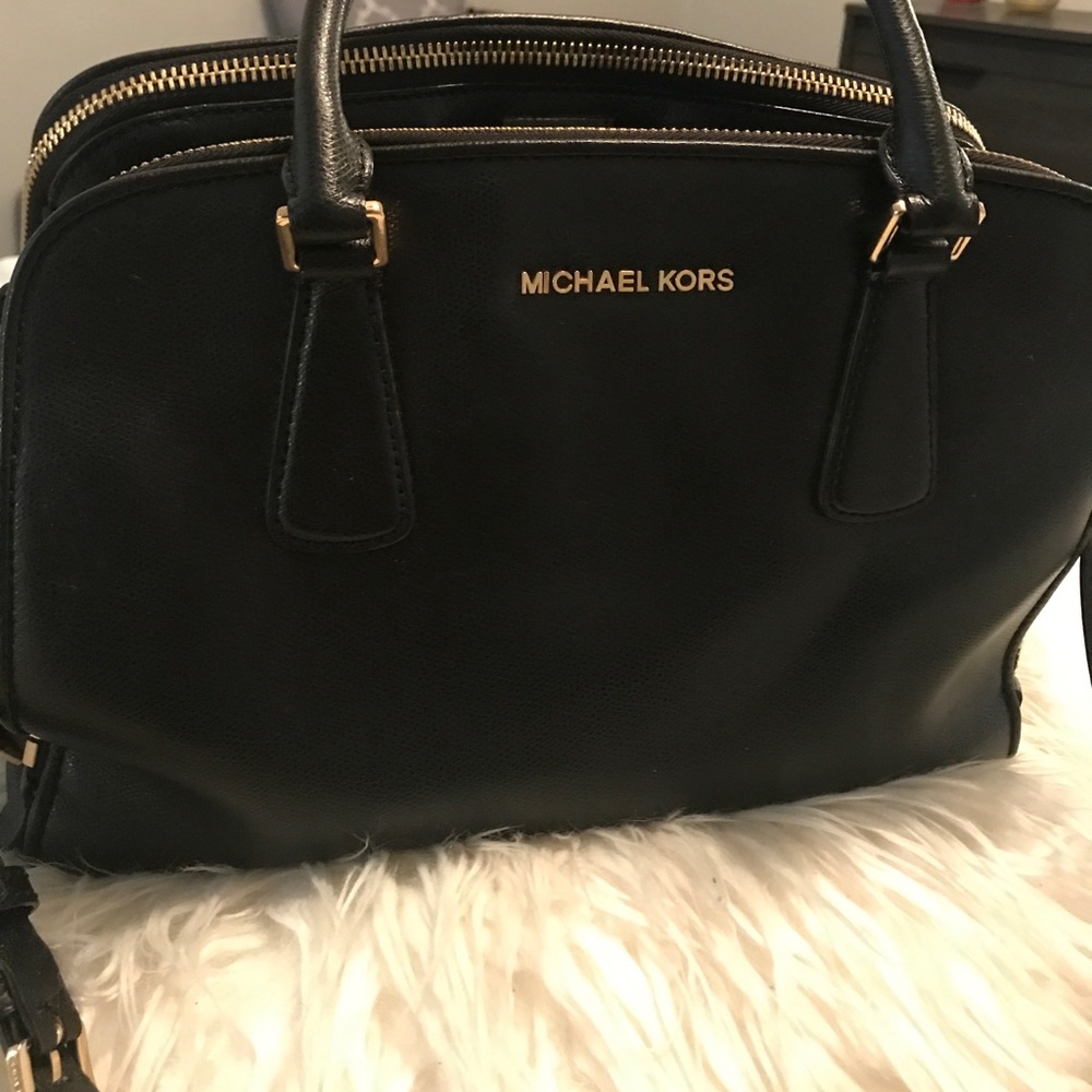 LARGE Size Hand Bag -All Black Leather -AUTHENTIC